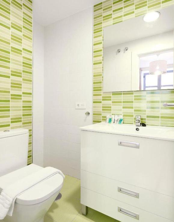 Apartamento Ideal Para Familias En Granada Eksteriør billede